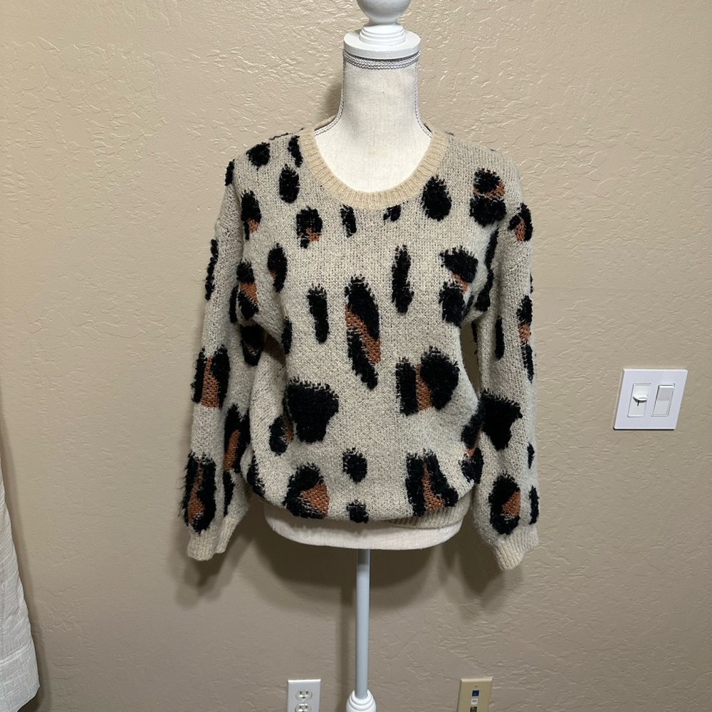 Storia Tan and Black Leopard Print Sweater